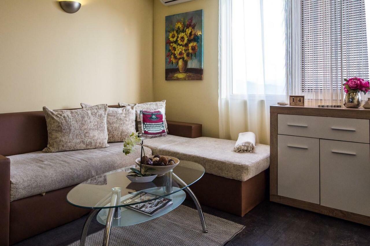 Danny House Apartamento Veliko Tárnovo Exterior foto
