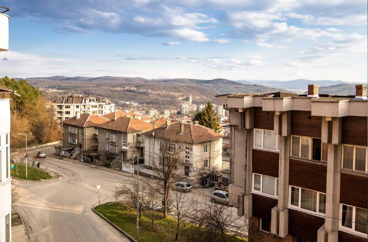 Danny House Apartamento Veliko Tárnovo Exterior foto